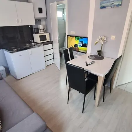Dream - Nearby The Sea Apartment *